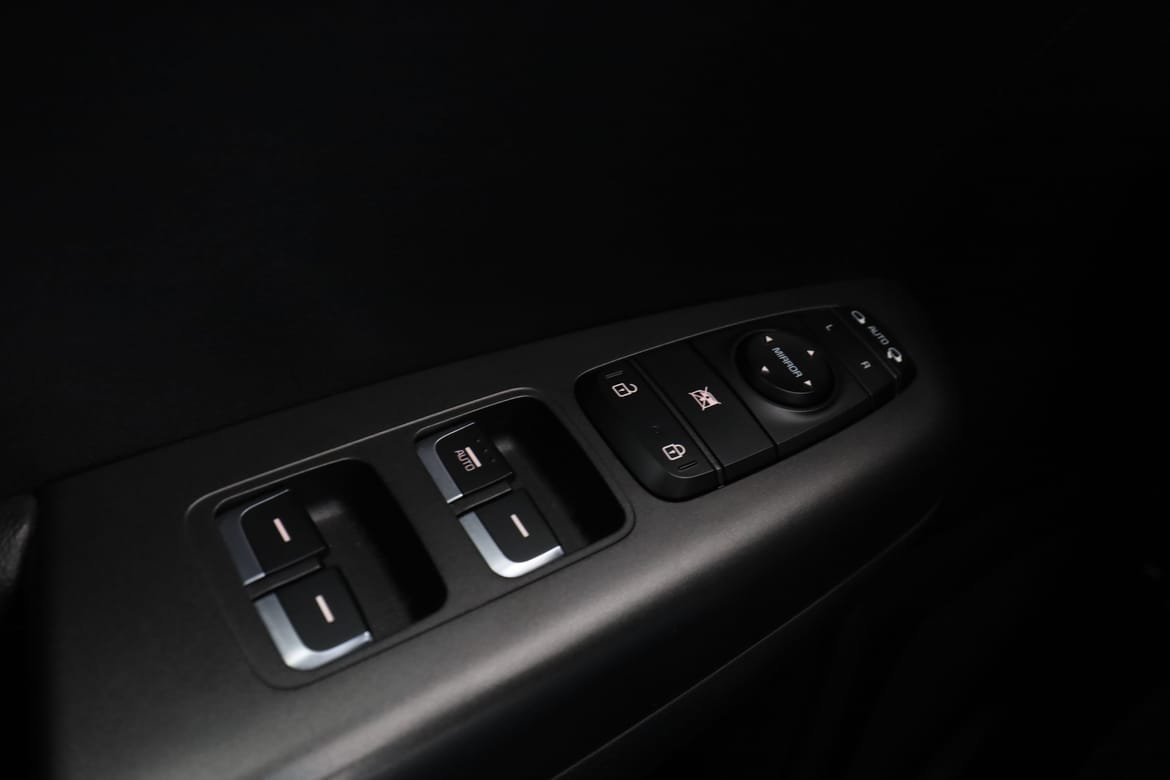 Vehicle Image 36