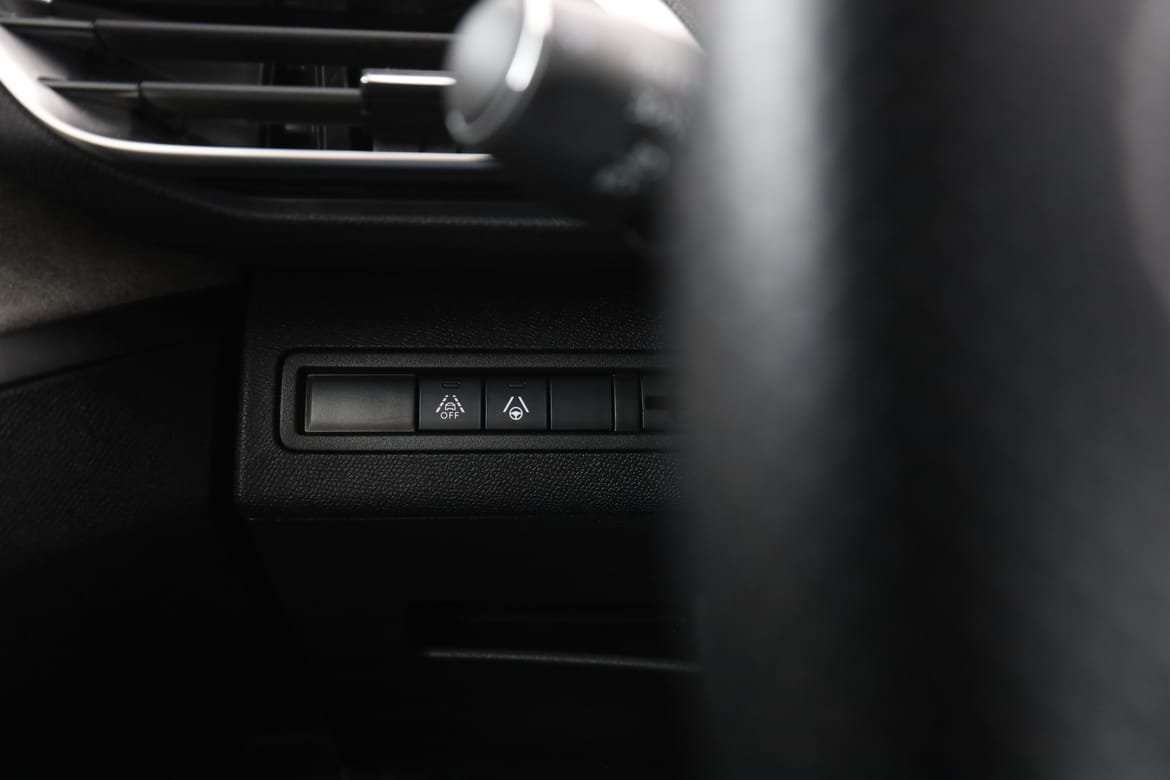 Vehicle Image 38