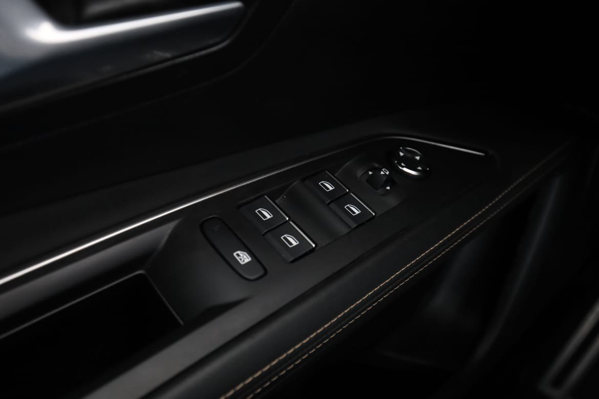 Vehicle Image 39