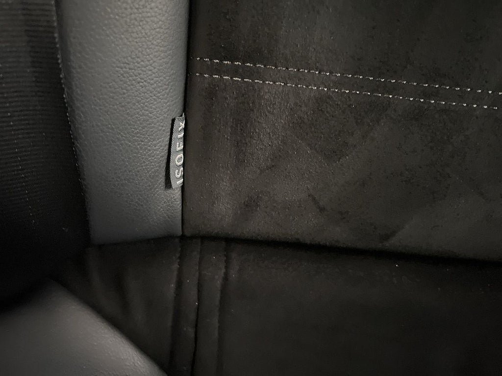 Vehicle Image 26
