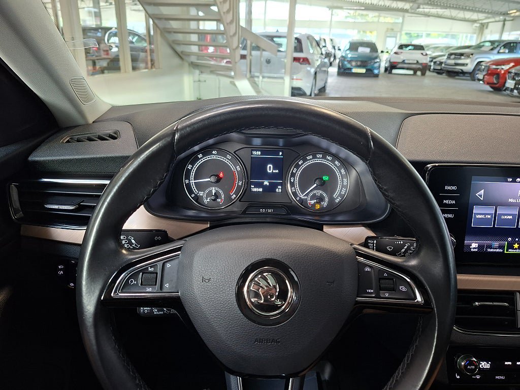 Vehicle Image 17