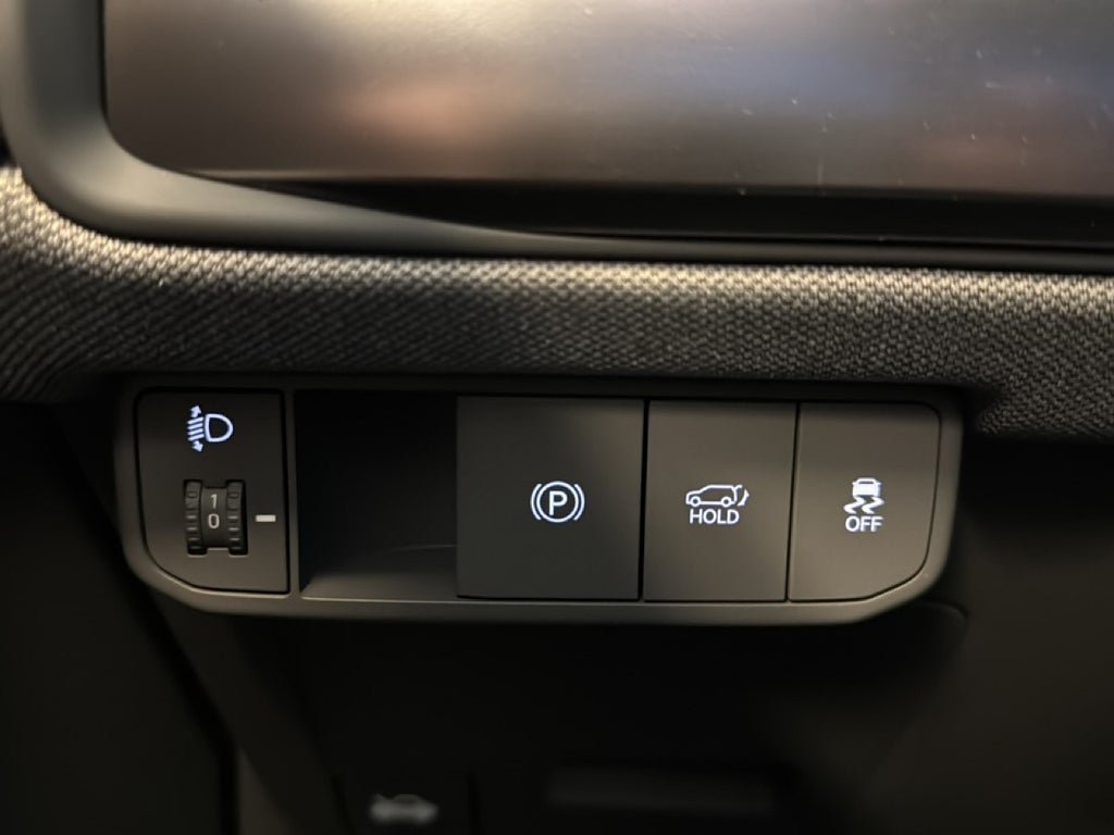 Vehicle Image 17