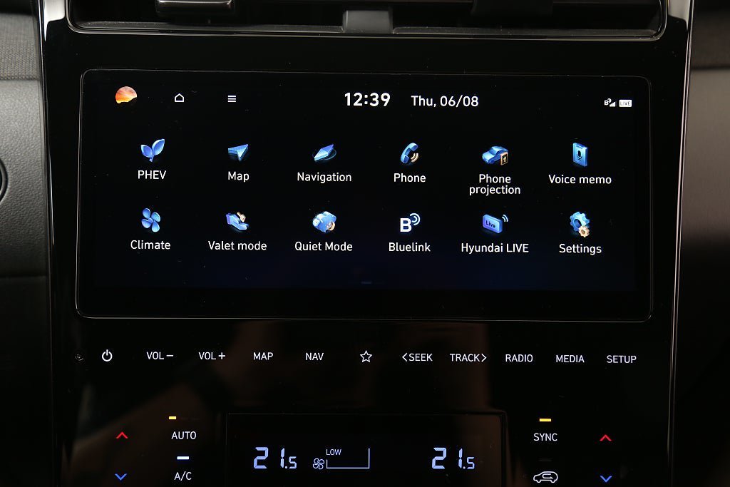 Vehicle Image 21