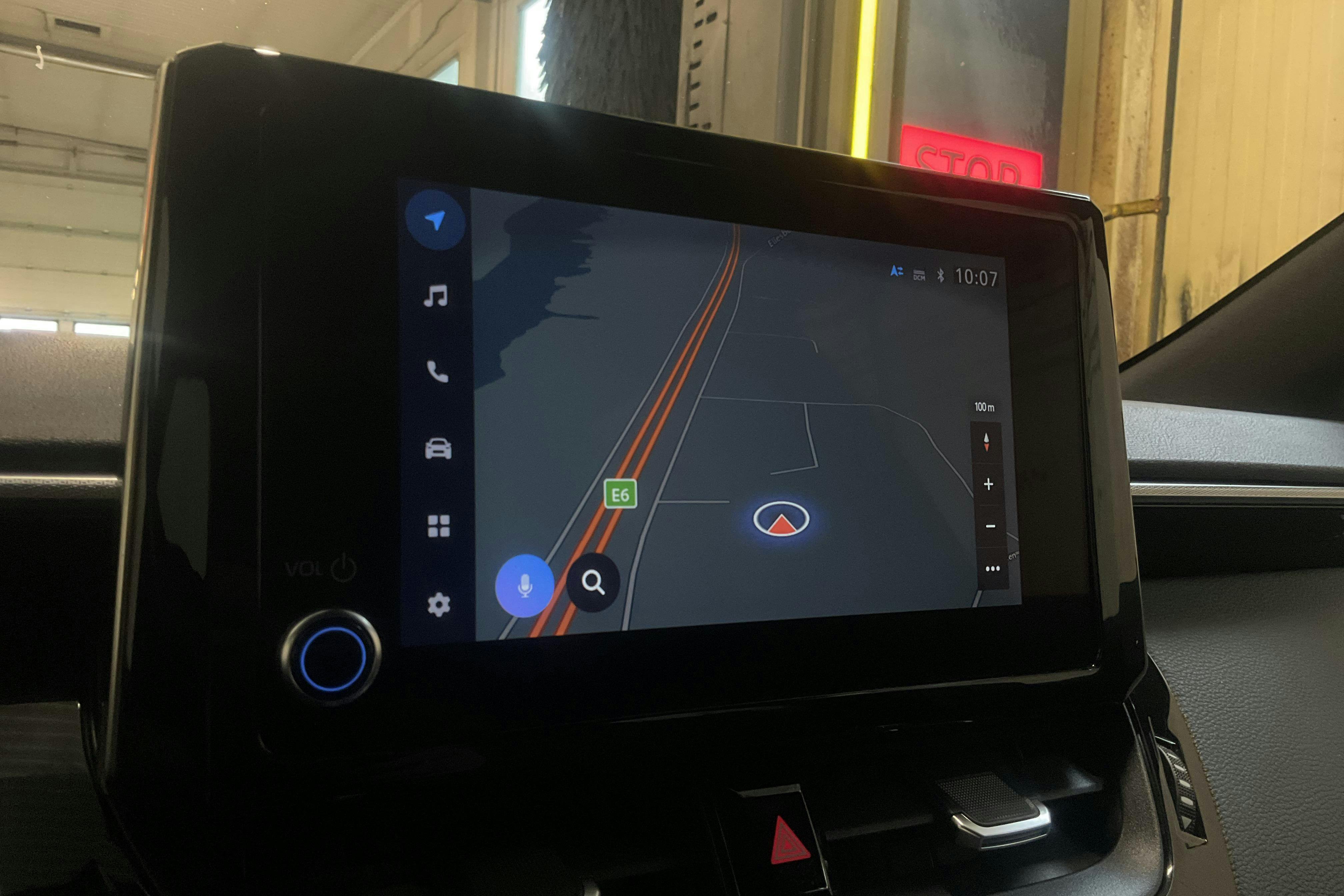 Vehicle Image 11