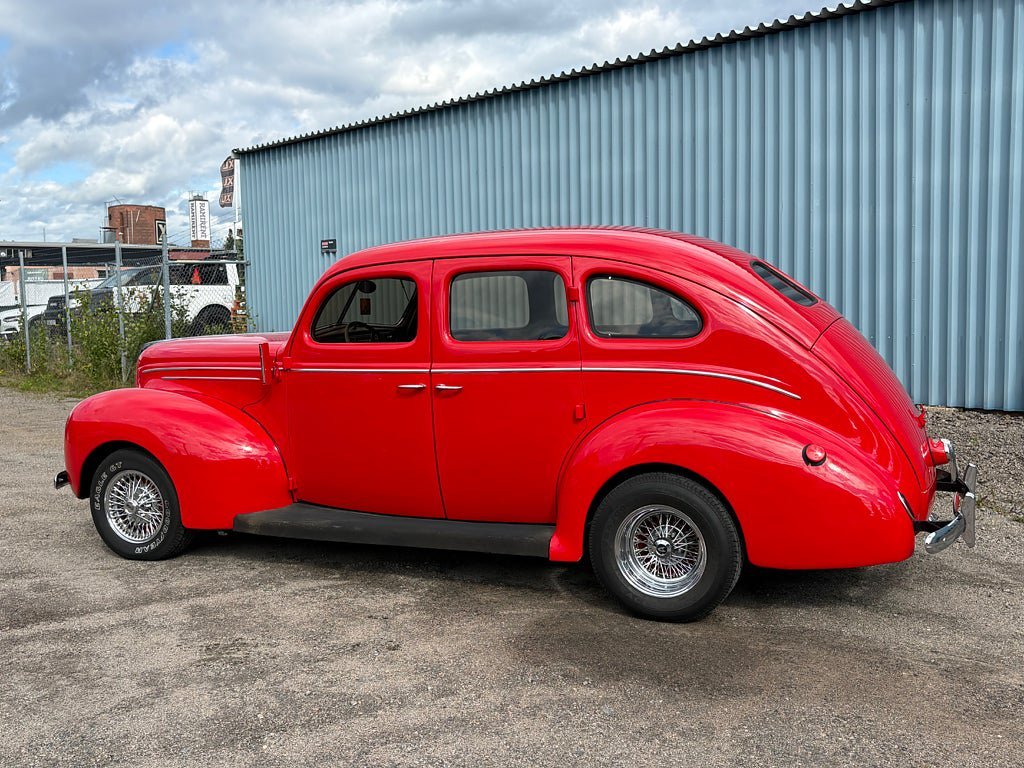 Vehicle Image 6