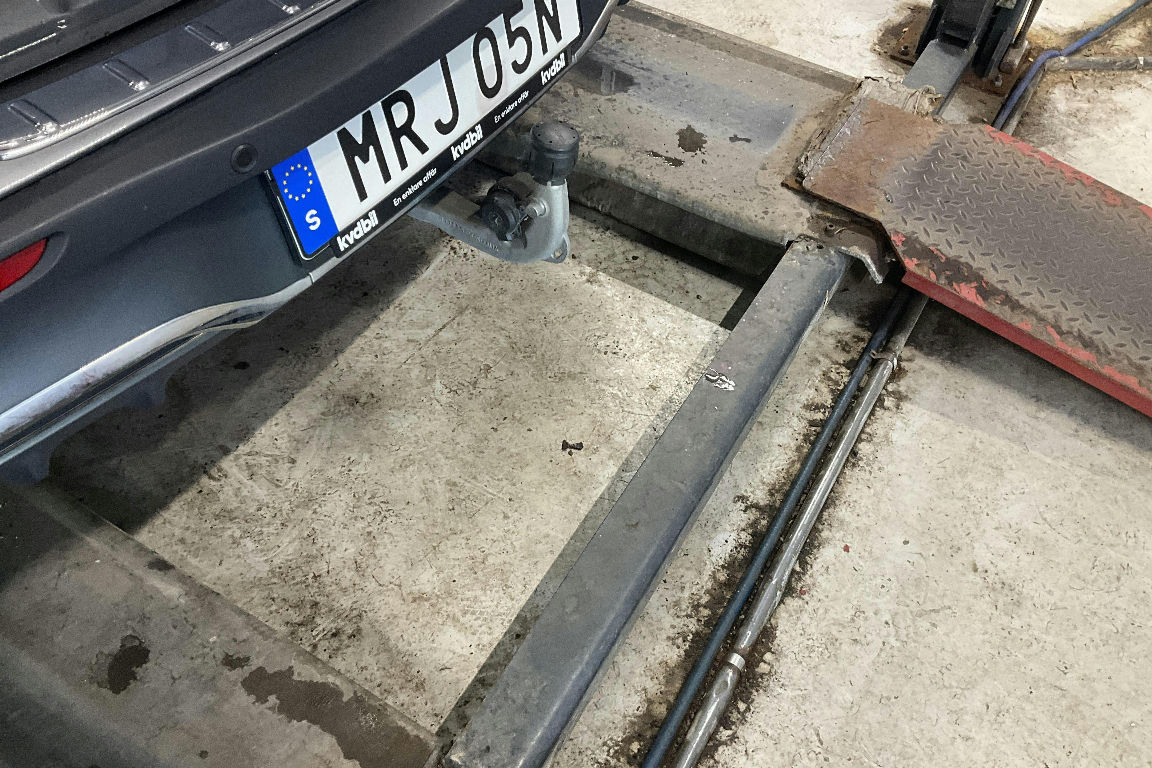 Vehicle Image 13