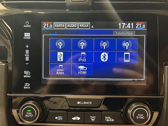 Vehicle Image 19
