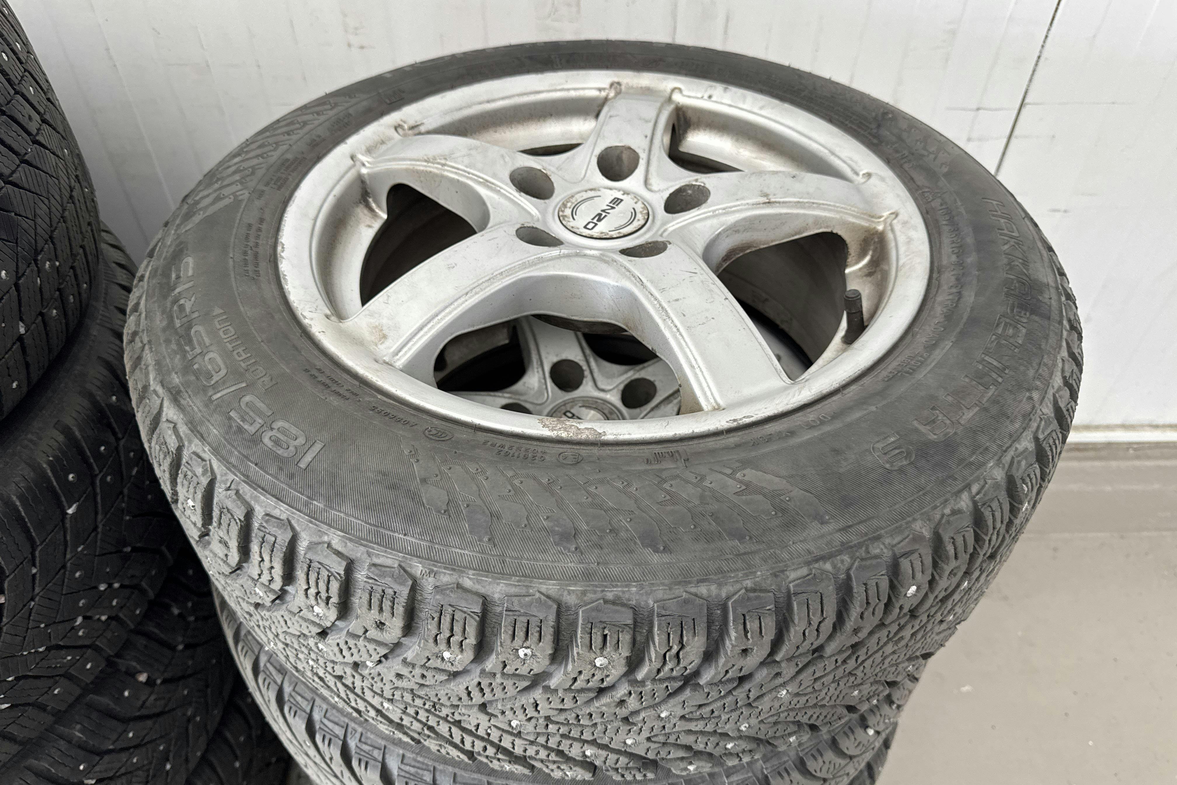 Vehicle Image 14