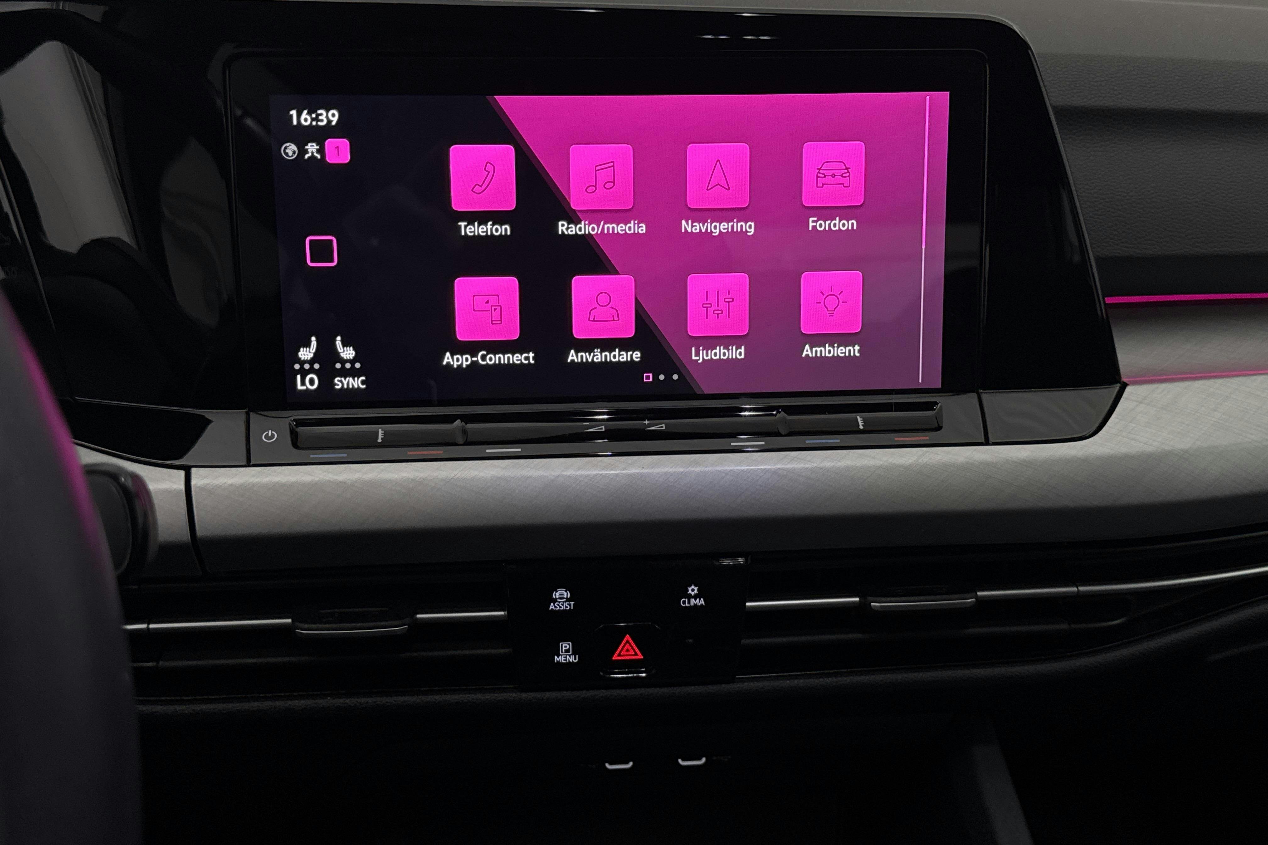 Vehicle Image 13