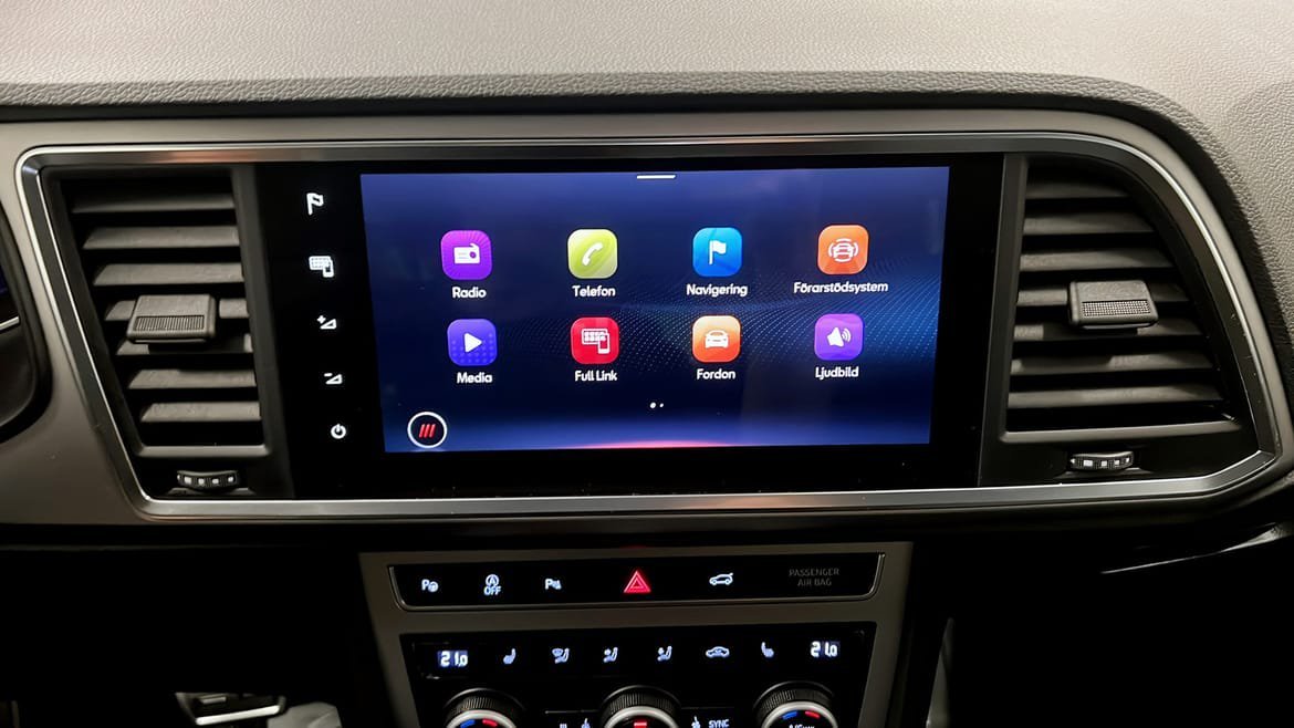 Vehicle Image 8