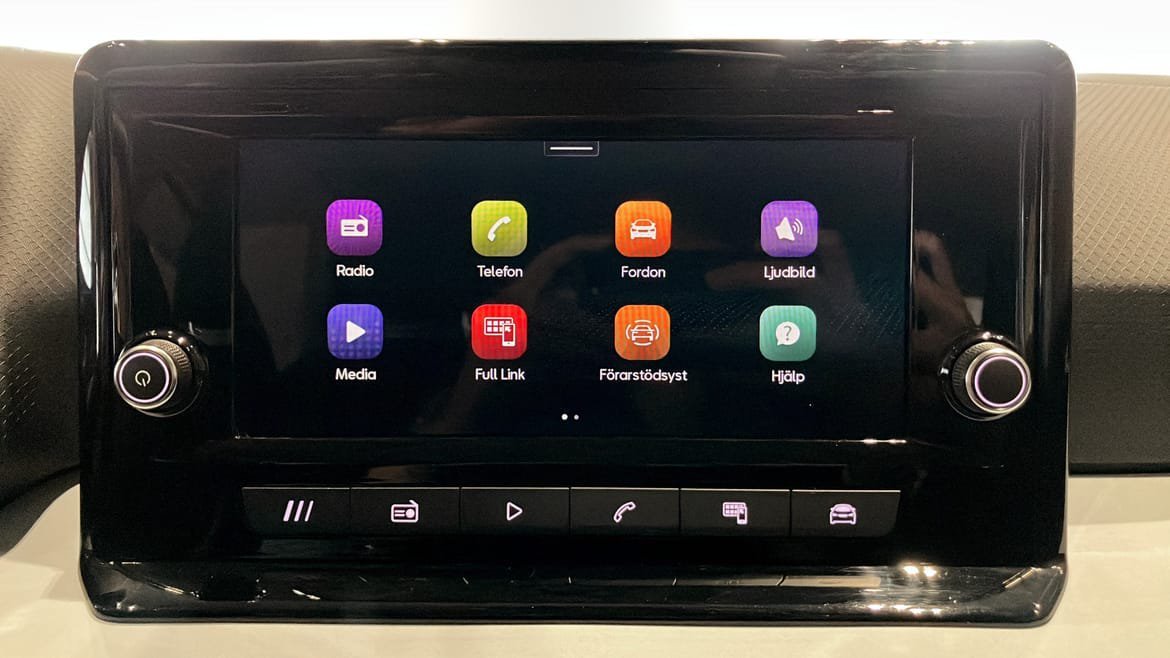 Vehicle Image 9