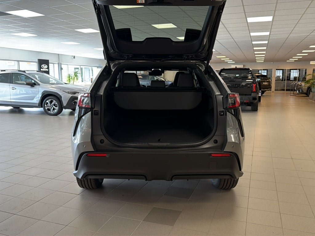 Vehicle Image 9