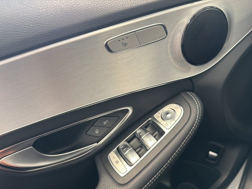 Vehicle Image 24