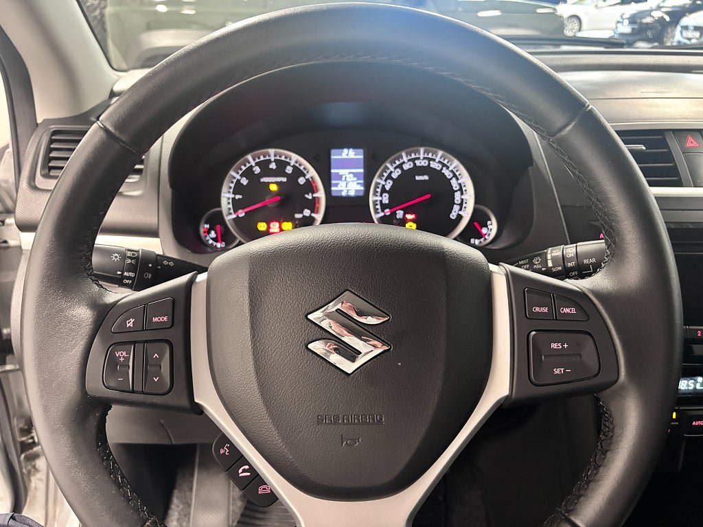 Vehicle Image 7