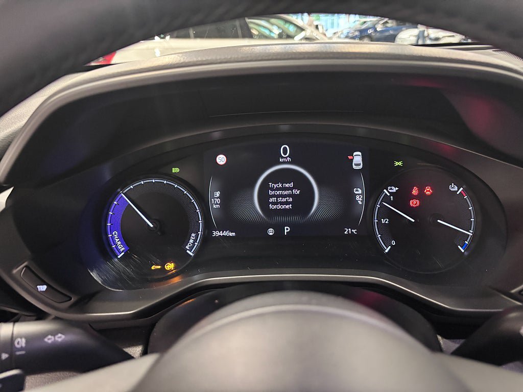 Vehicle Image 9