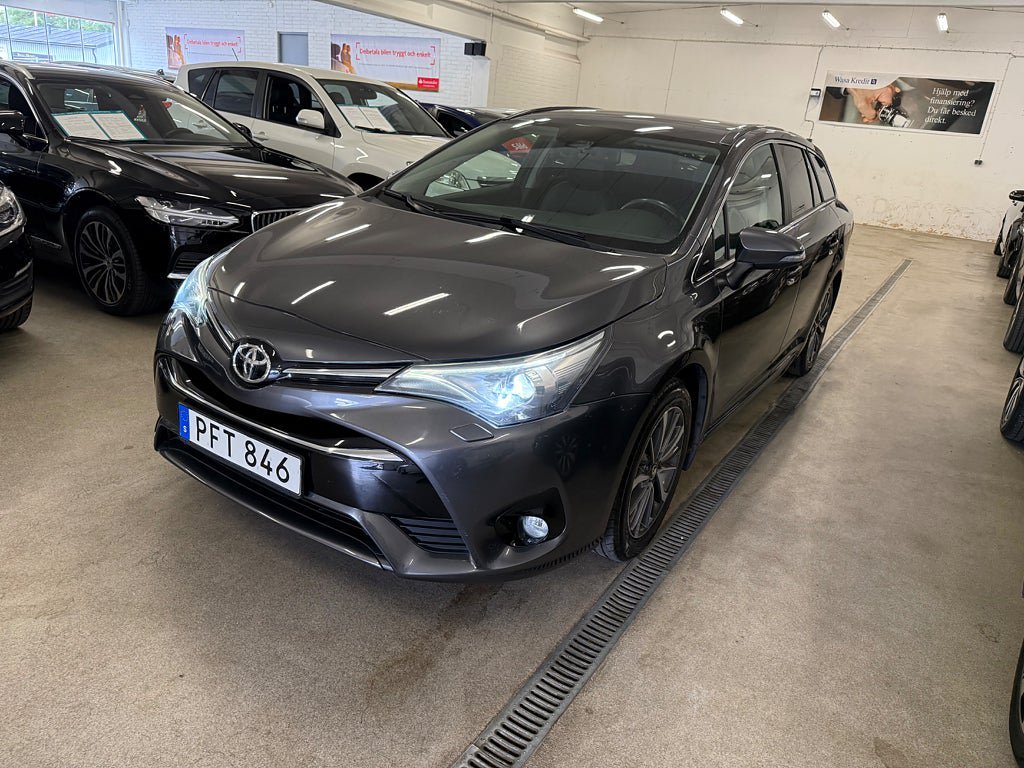 Vehicle Image 14