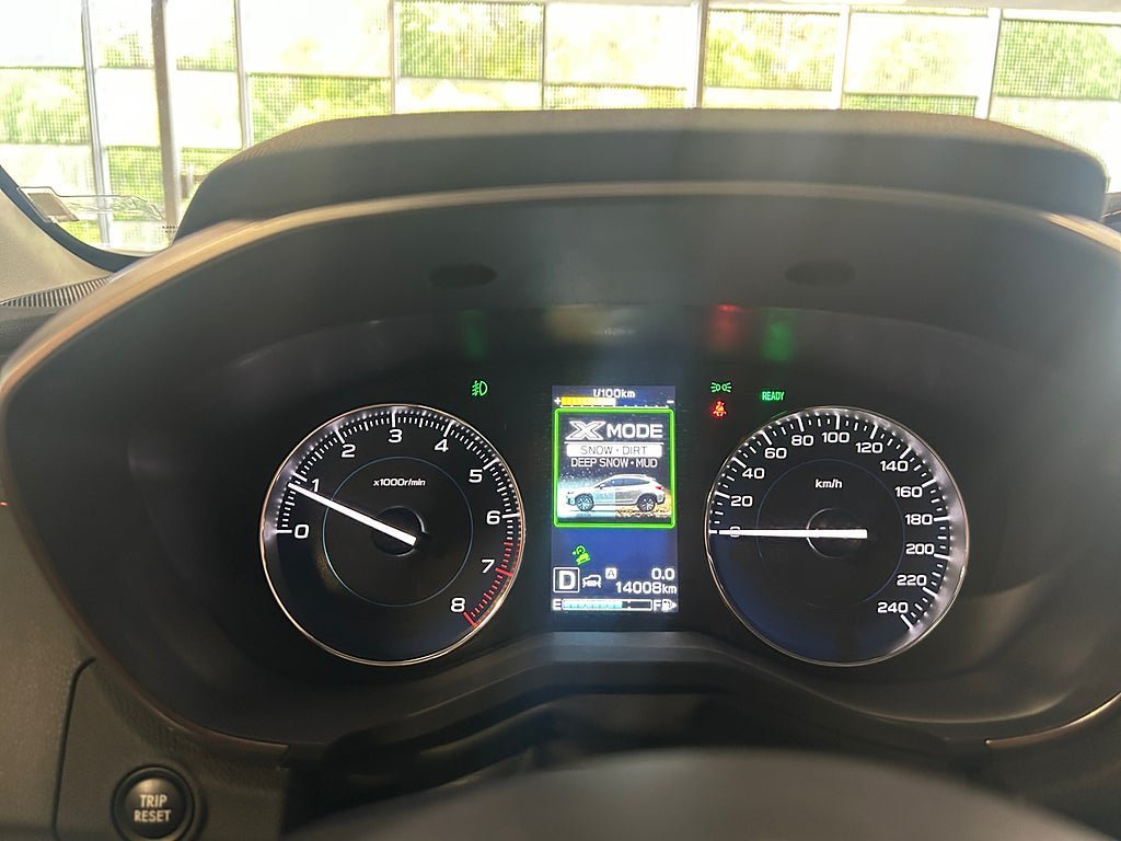 Vehicle Image 25