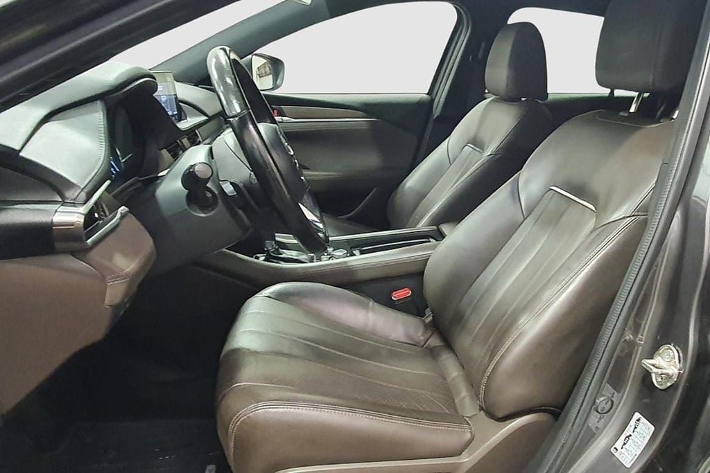 Vehicle Image 19