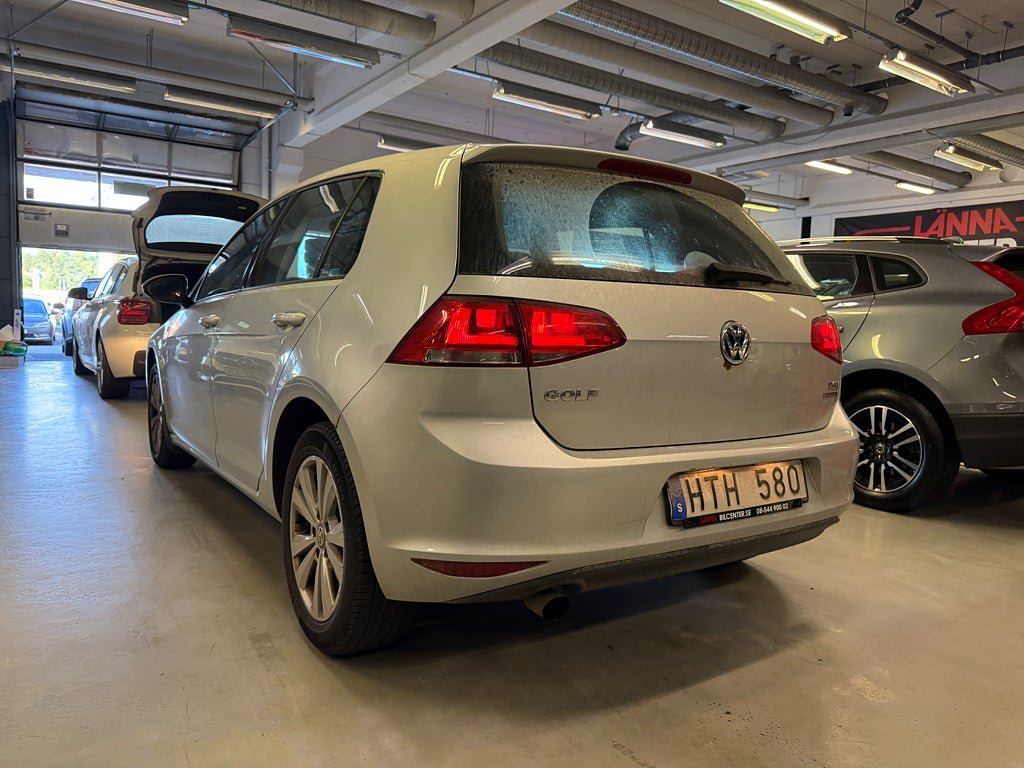 Vehicle Image 7