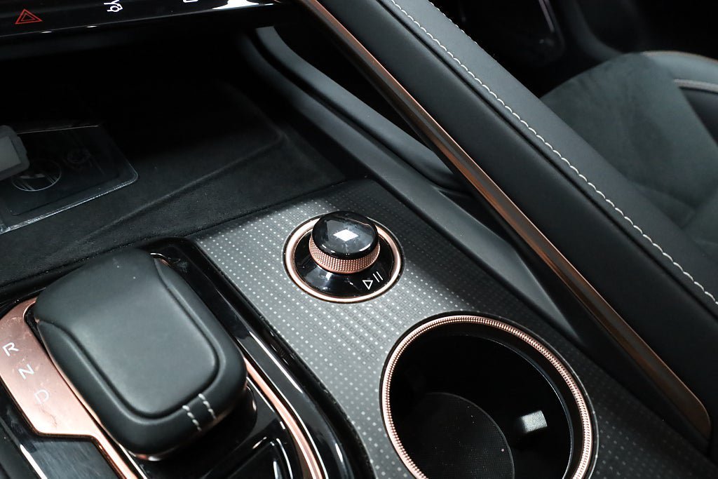 Vehicle Image 22