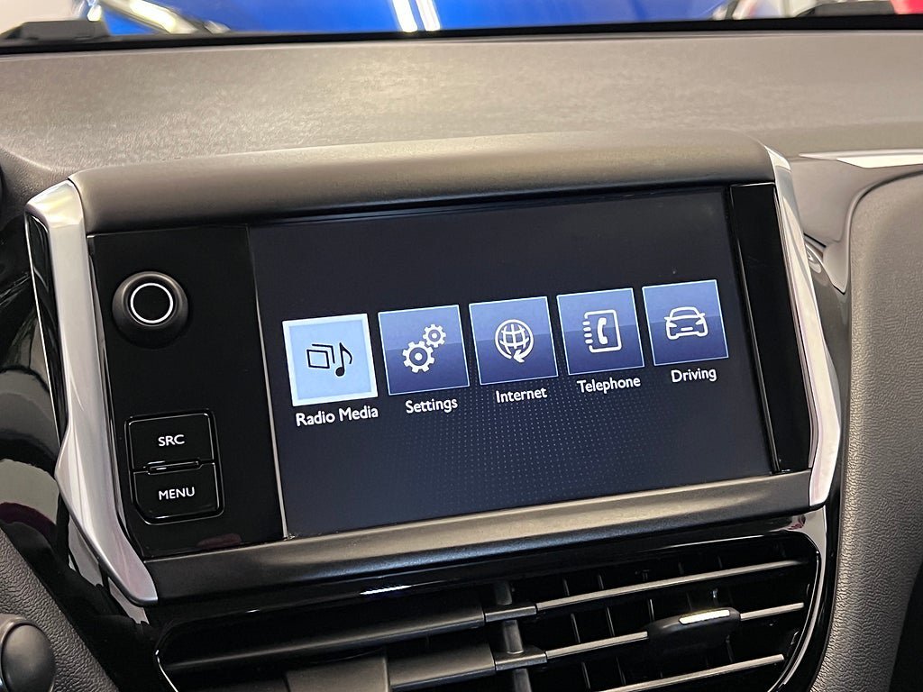 Vehicle Image 15