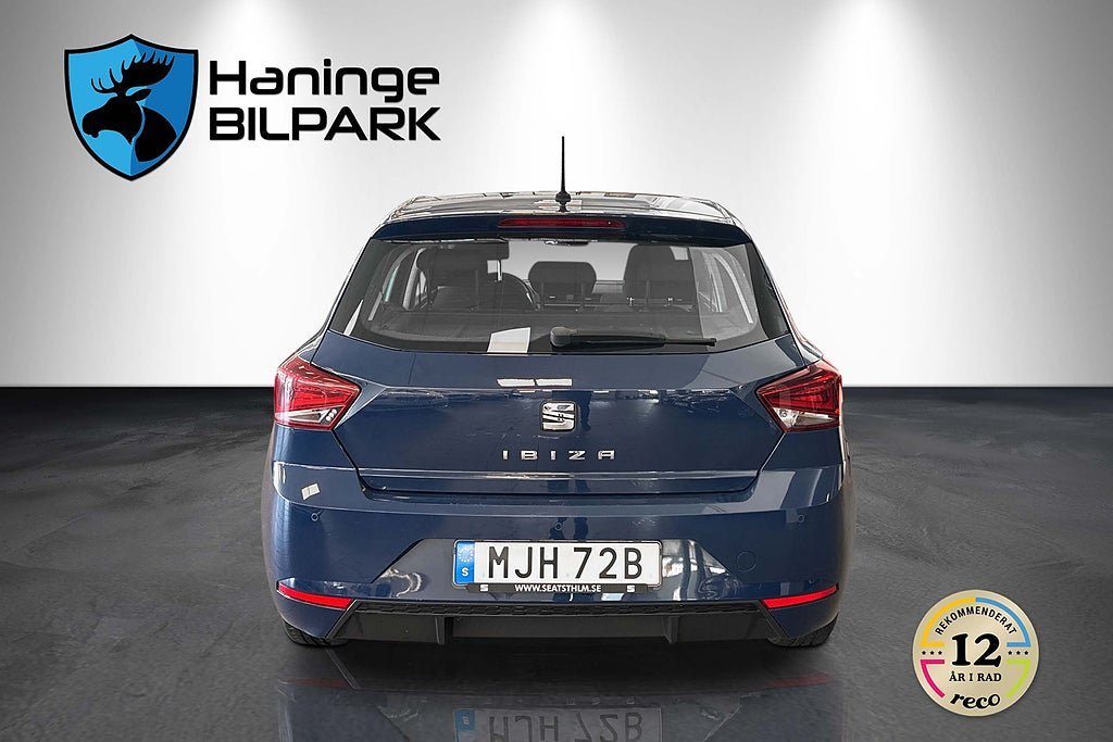 Vehicle Image 8