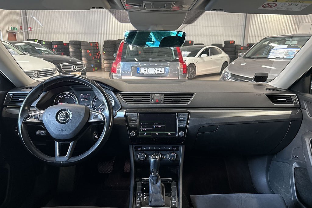 Vehicle Image 18