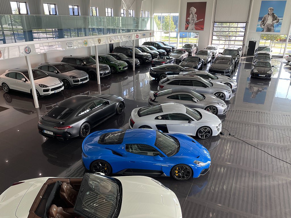 Vehicle Image 7