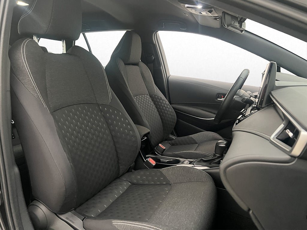 Vehicle Image 23