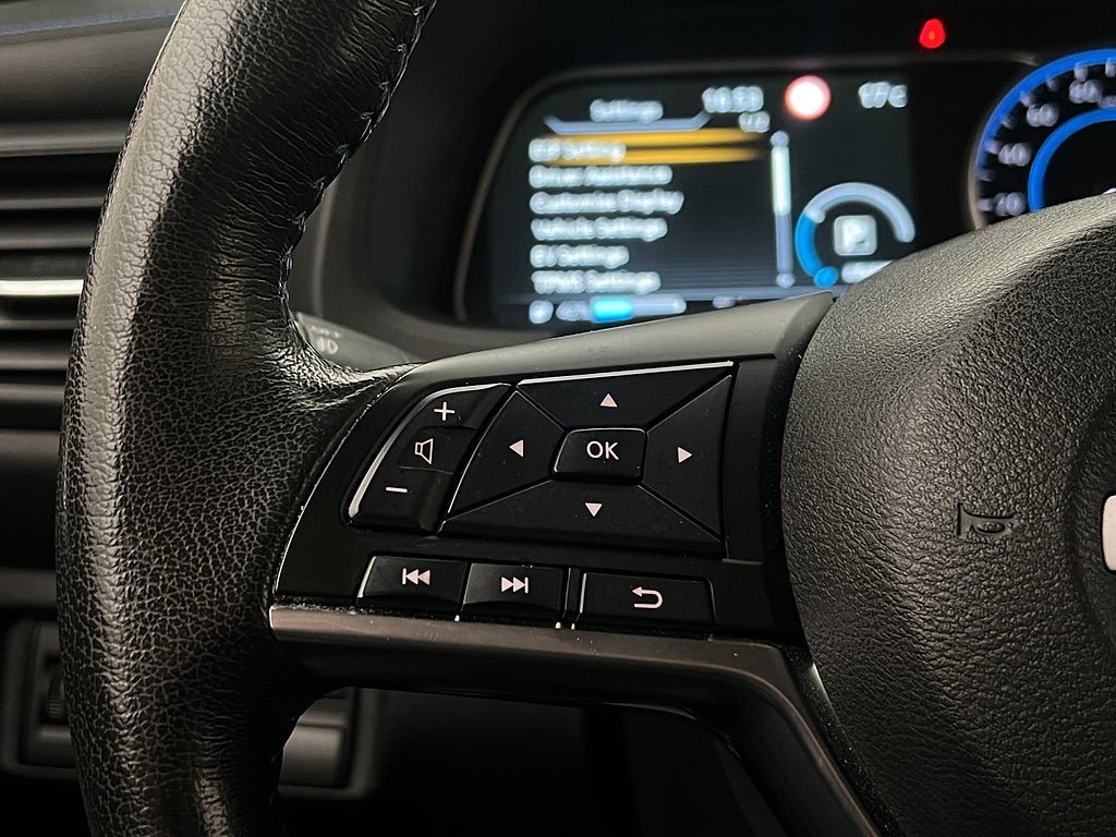Vehicle Image 26
