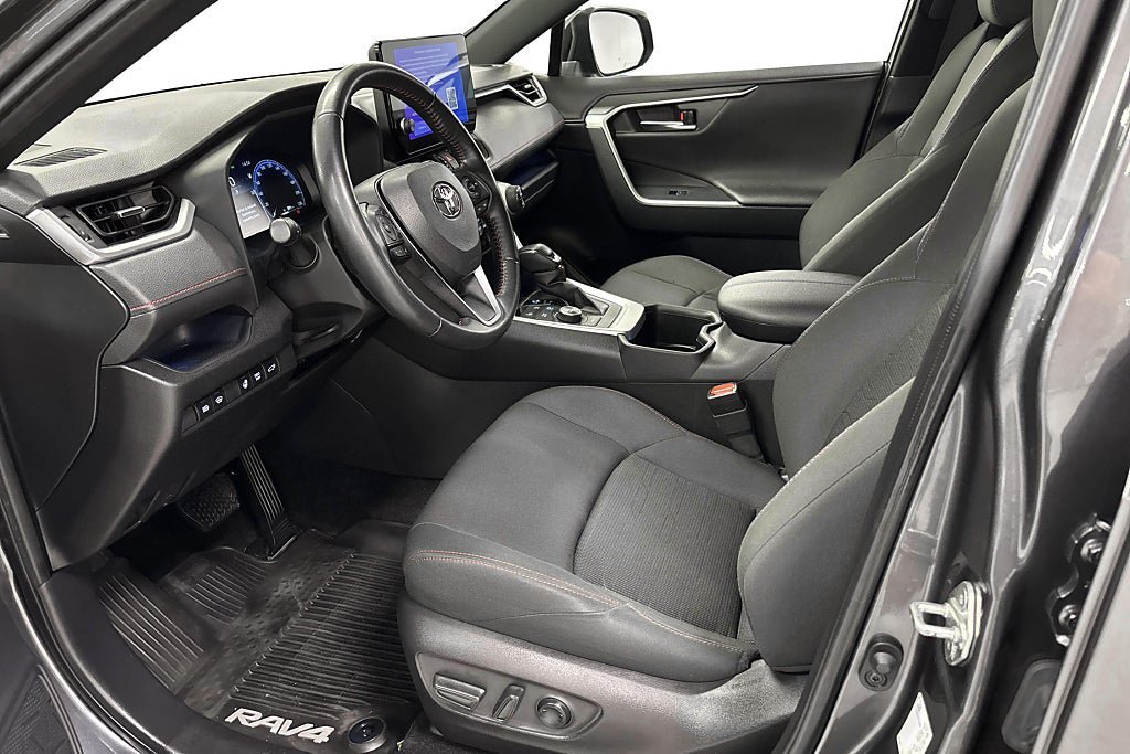 Vehicle Image 14