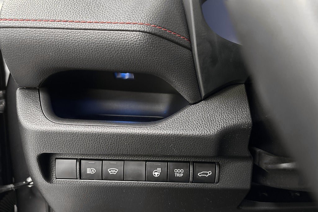 Vehicle Image 21