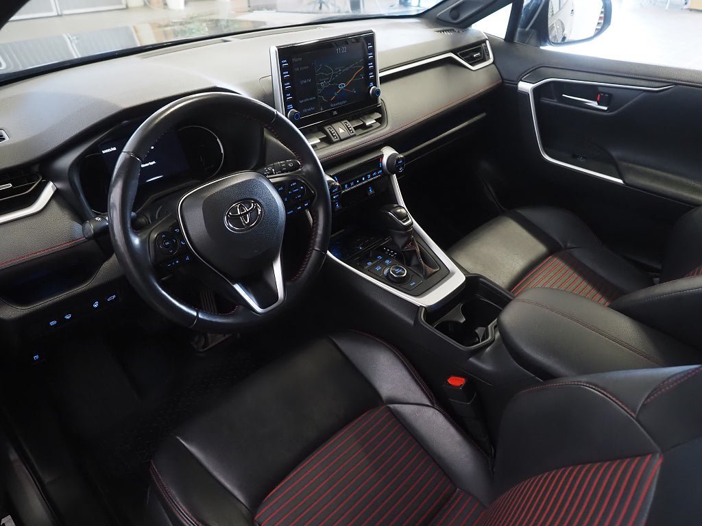 Vehicle Image 15