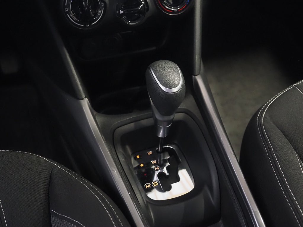 Vehicle Image 18