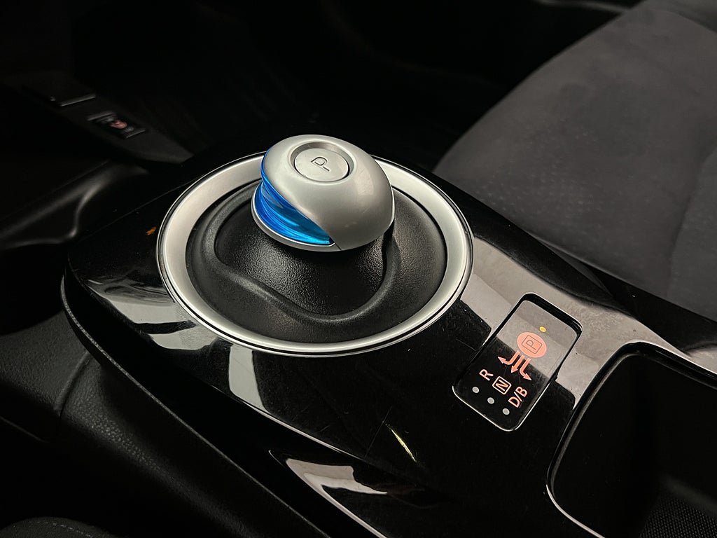 Vehicle Image 24