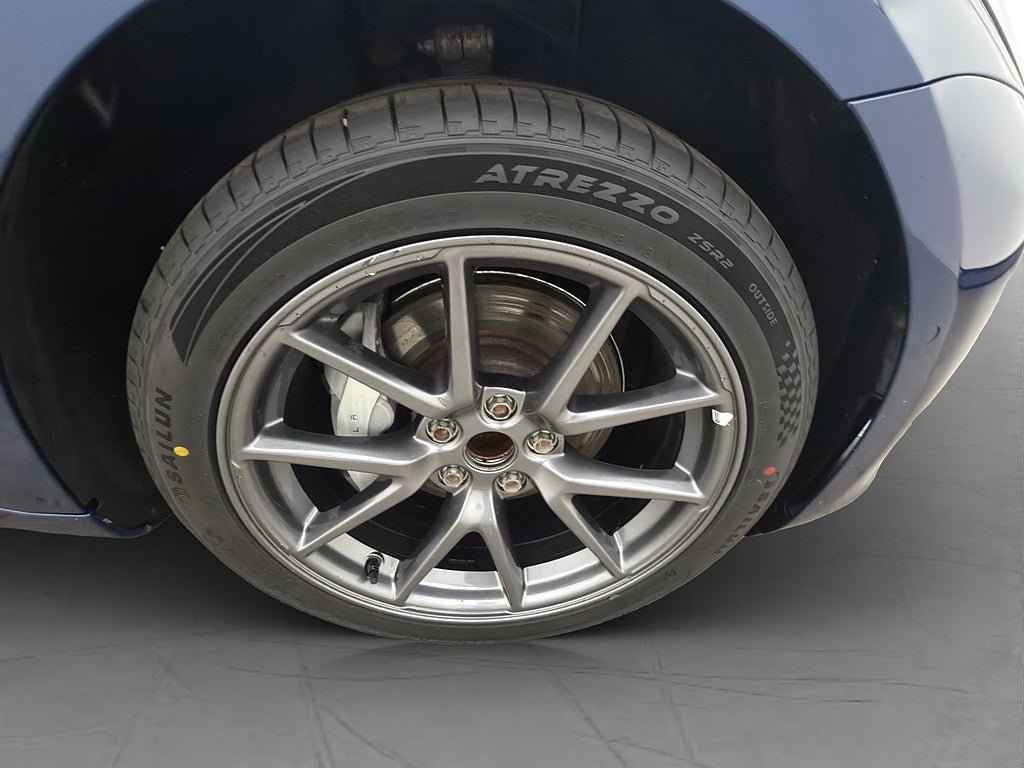 Vehicle Image 33