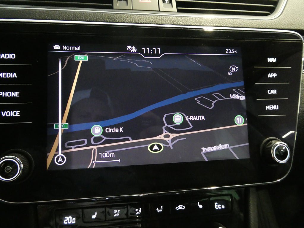 Vehicle Image 20