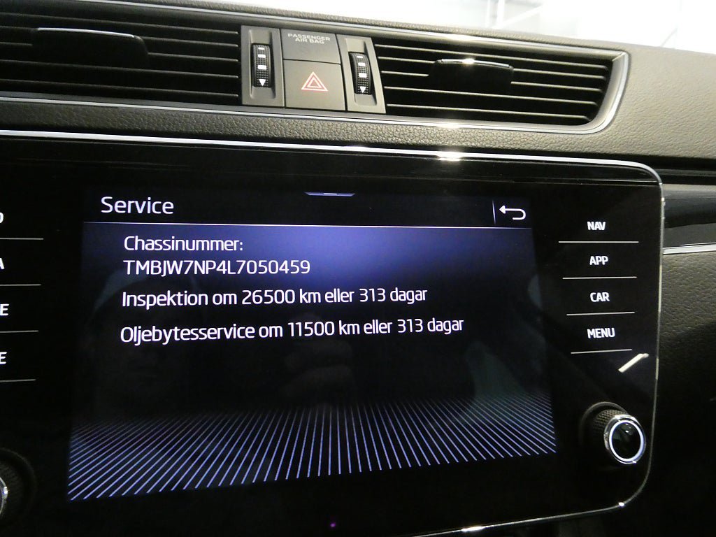 Vehicle Image 22