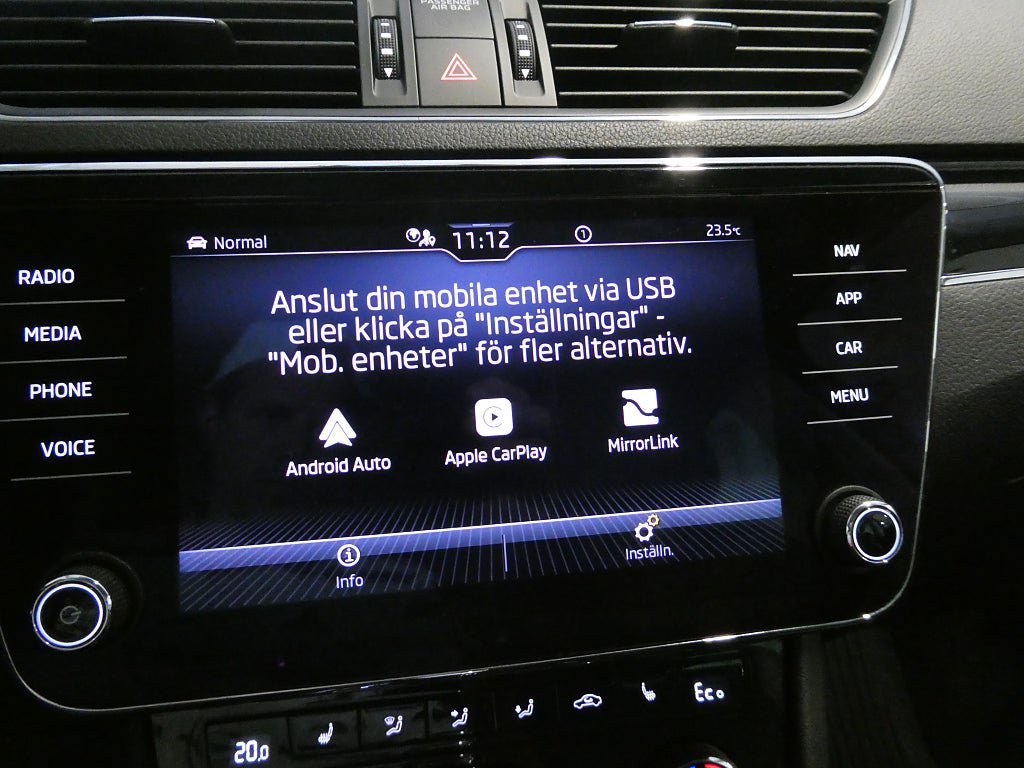 Vehicle Image 24