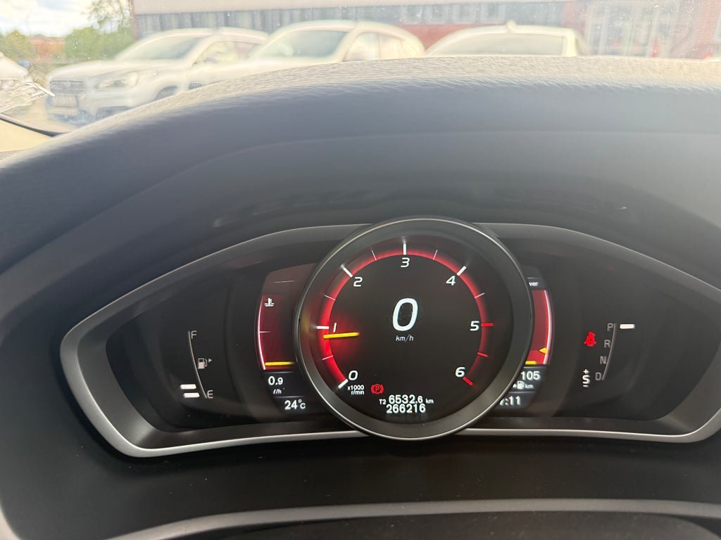 Vehicle Image 17