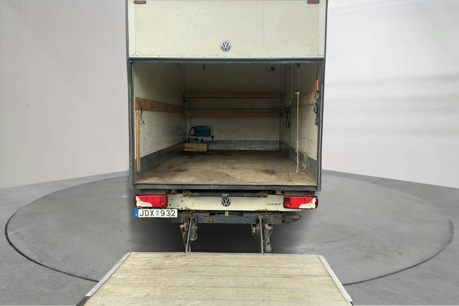 Vehicle Image 9