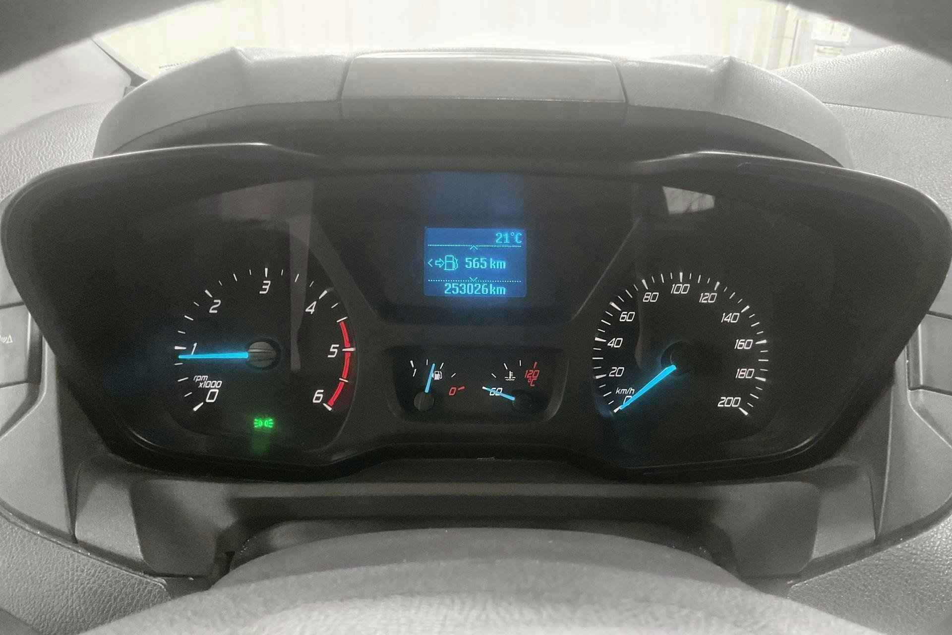 Vehicle Image 10