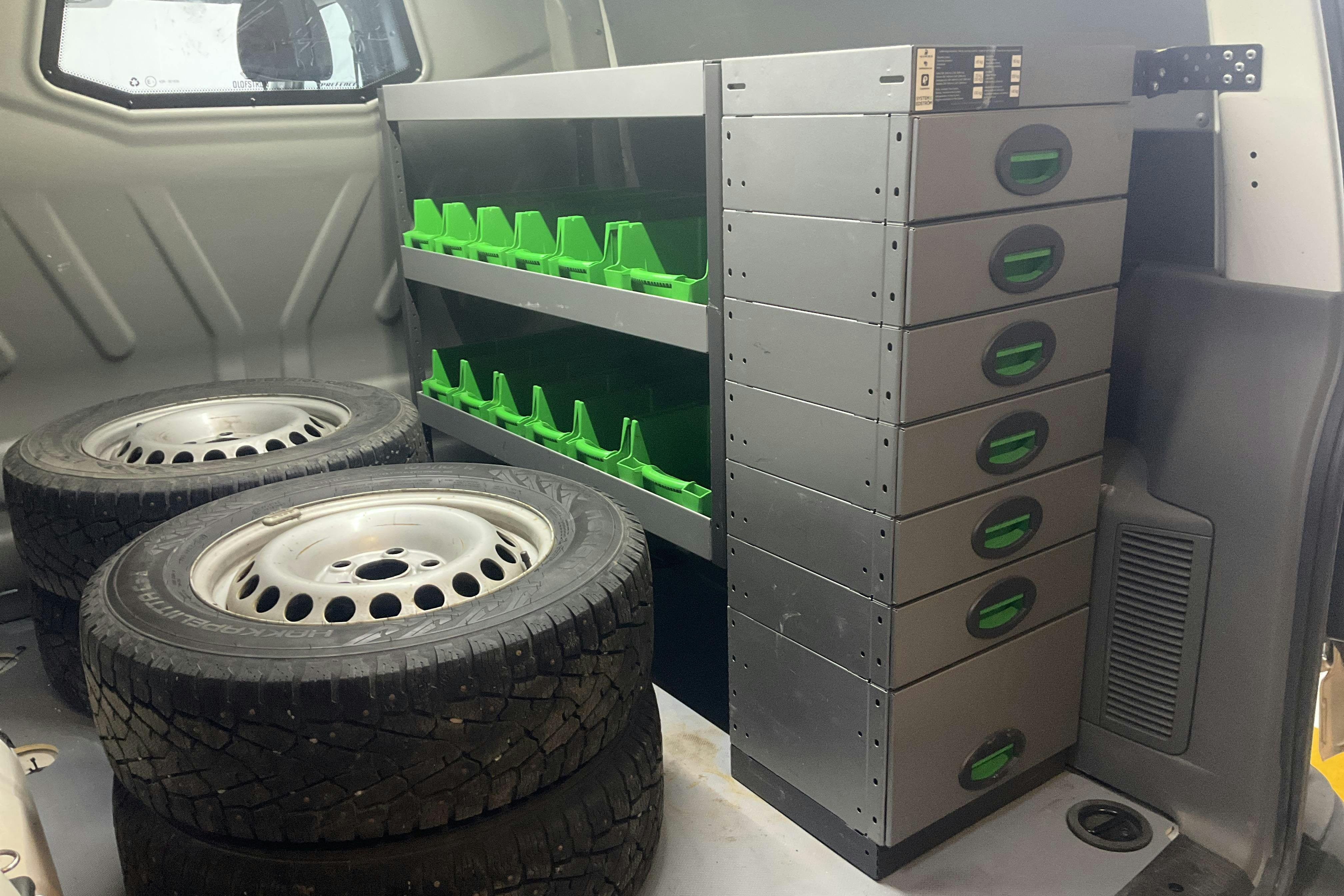 Vehicle Image 15