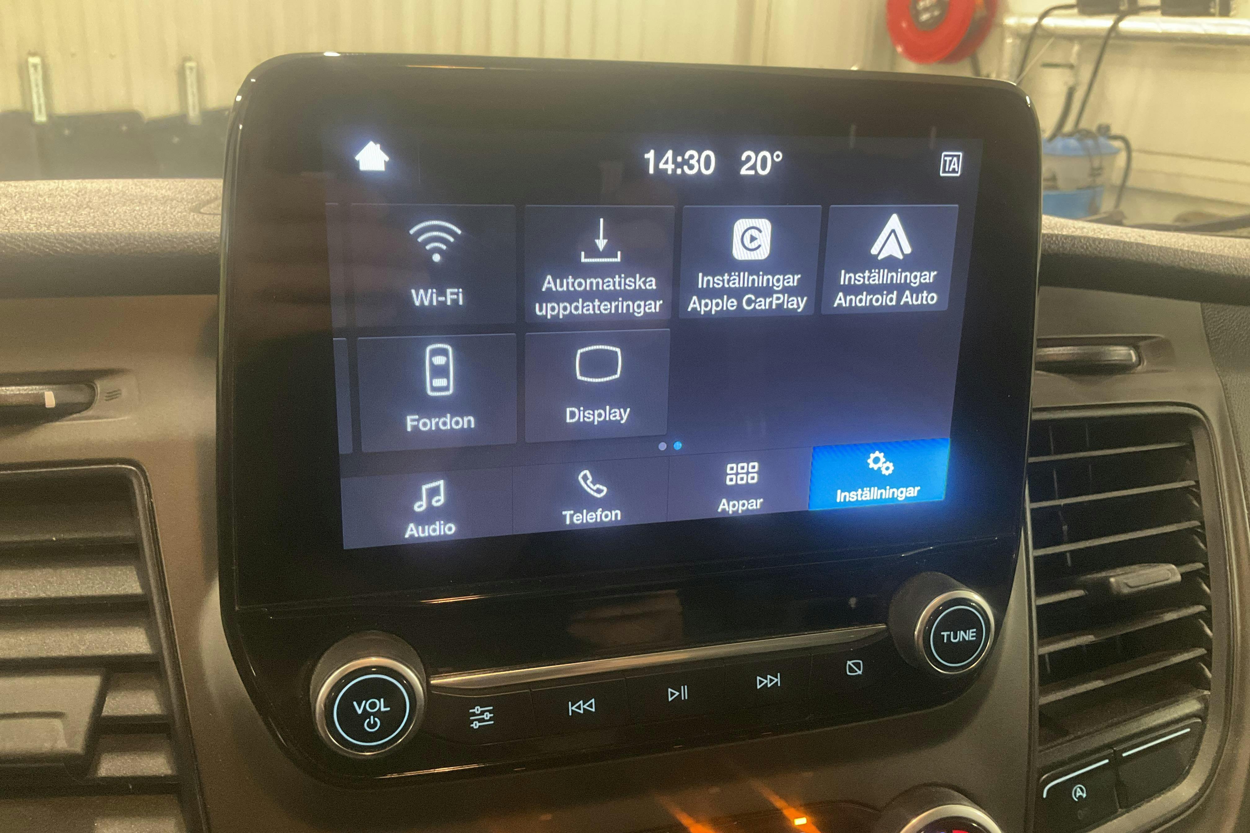 Vehicle Image 13
