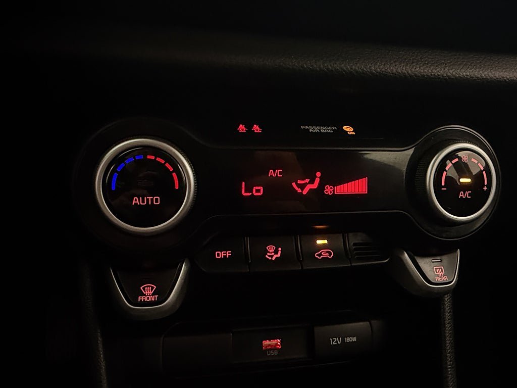 Vehicle Image 22