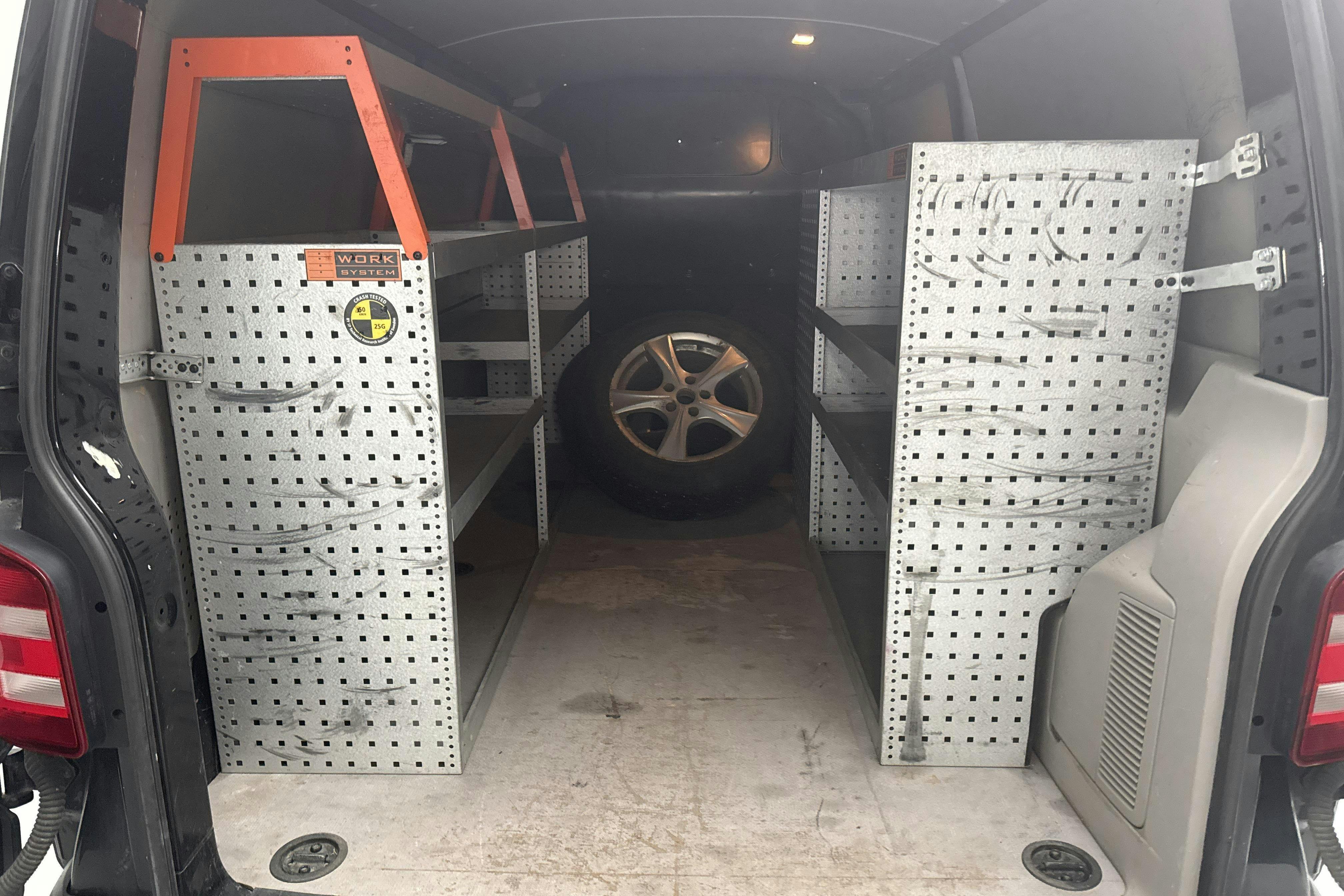 Vehicle Image 8