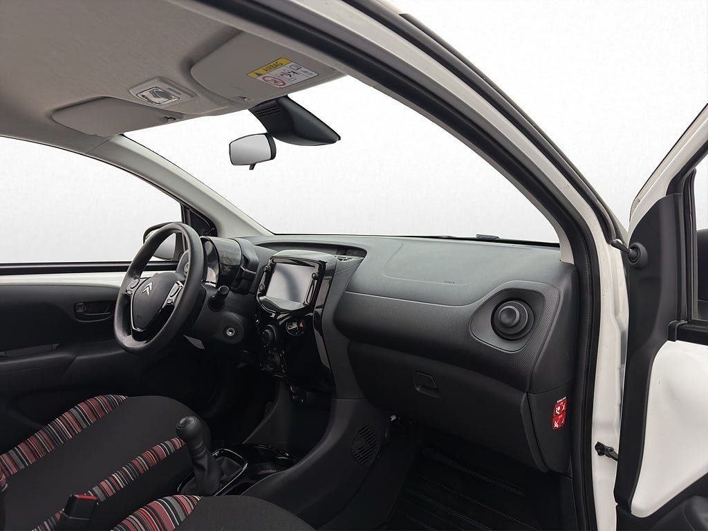 Vehicle Image 20