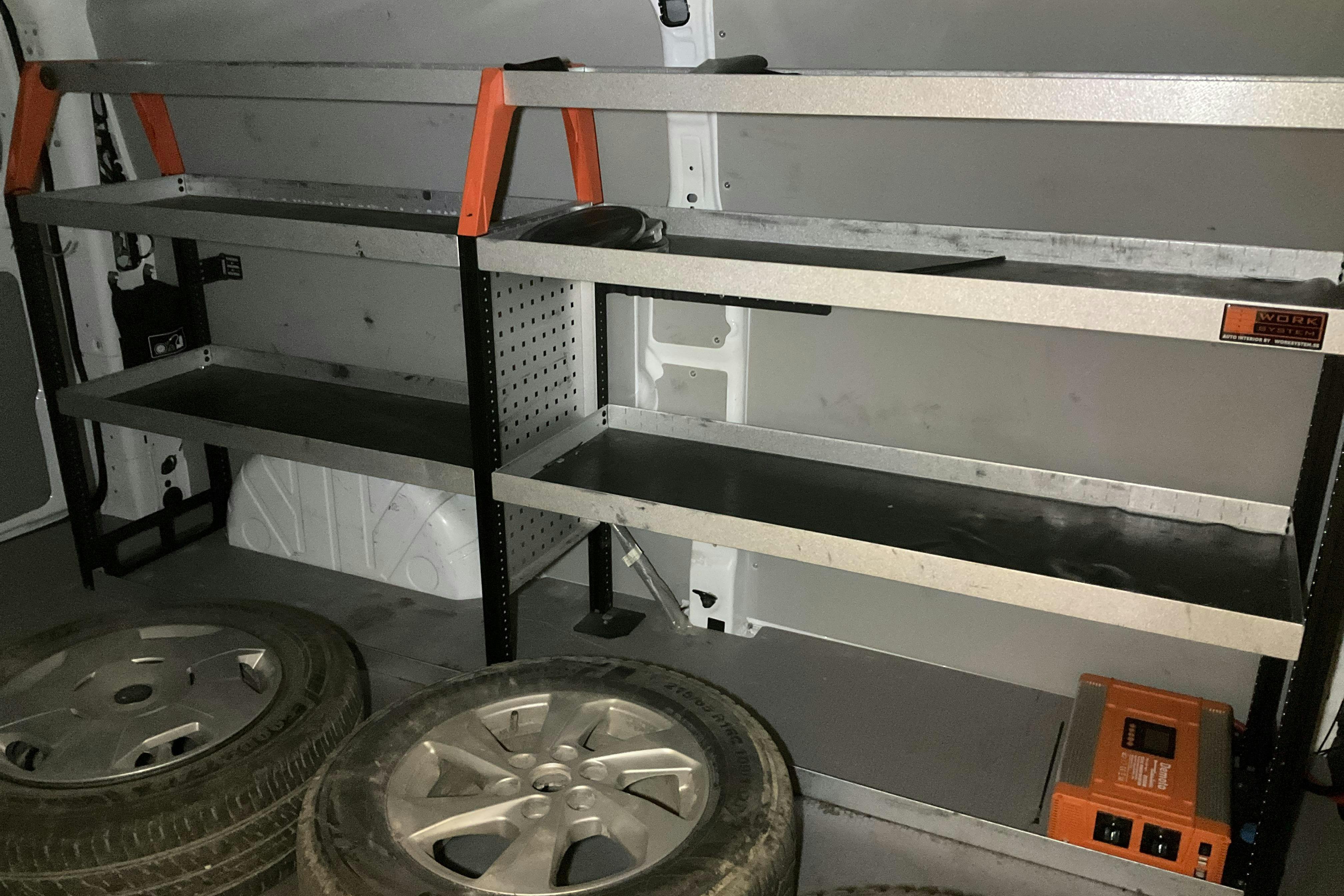 Vehicle Image 17