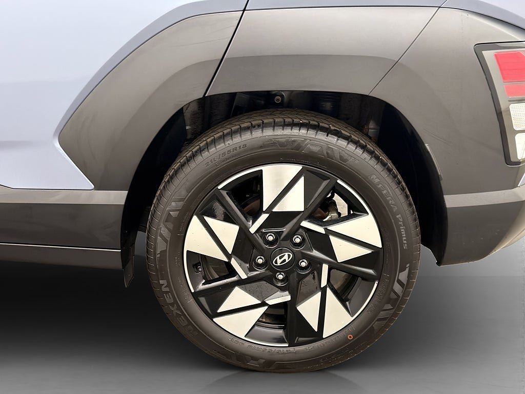 Vehicle Image 33