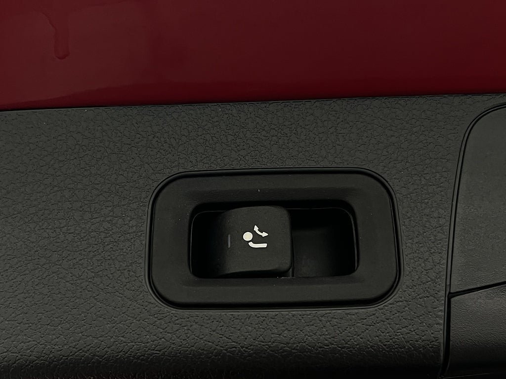 Vehicle Image 34